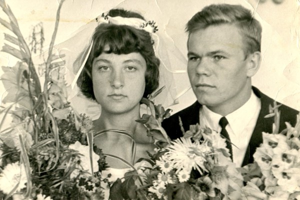 Молодожёны (фото из семейного архива)